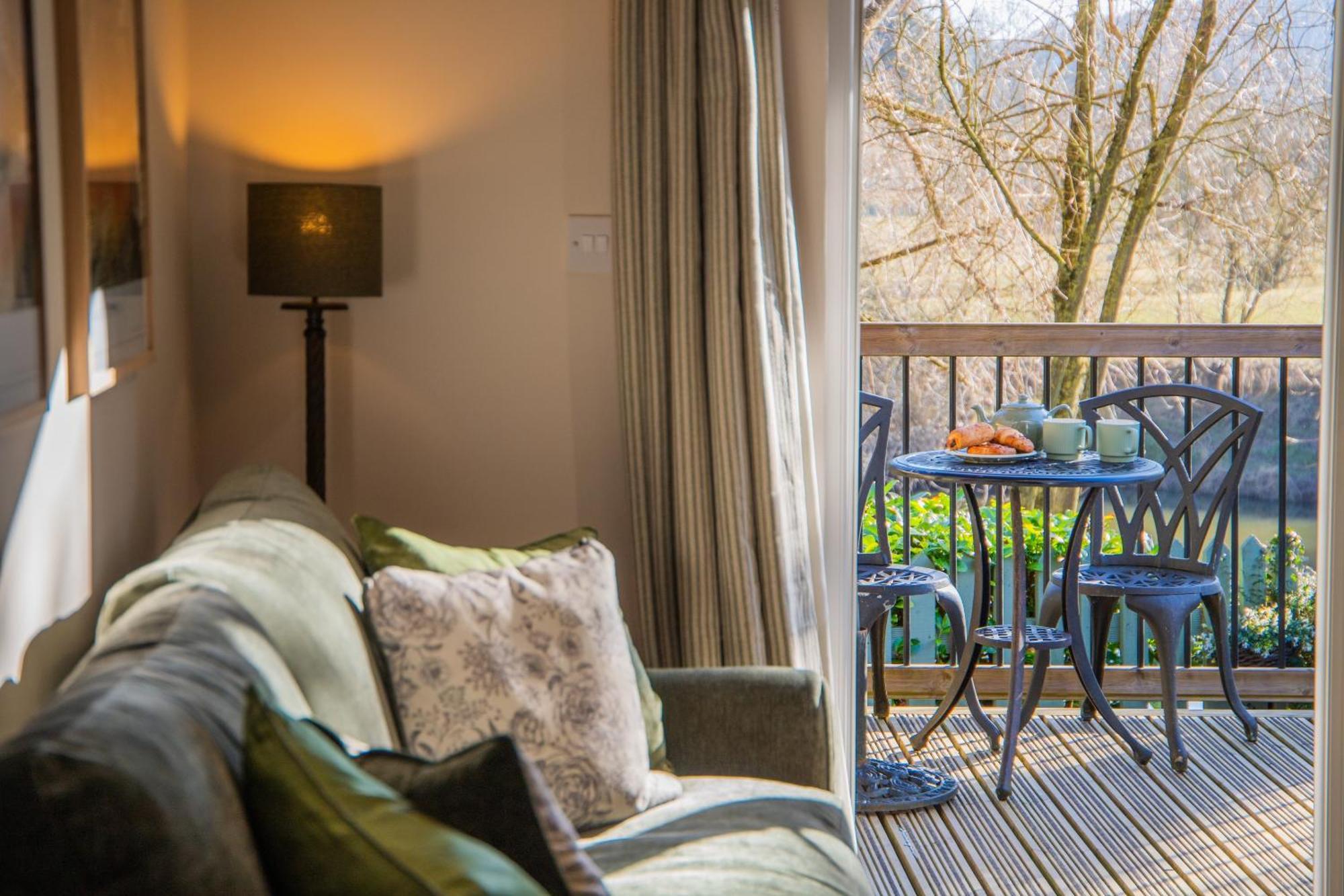 Rivers Edge Ironbridge Bagian luar foto